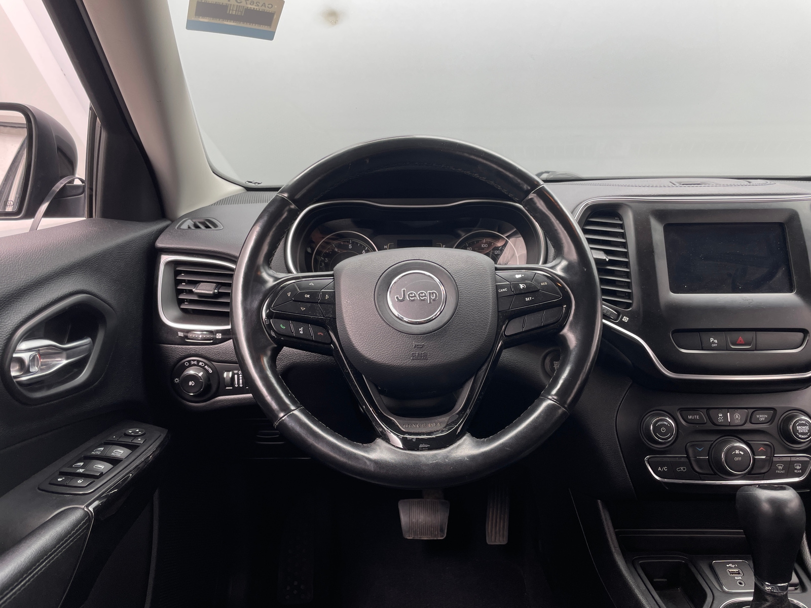 Thumbnail: 2020 Jeep Cherokee - 5