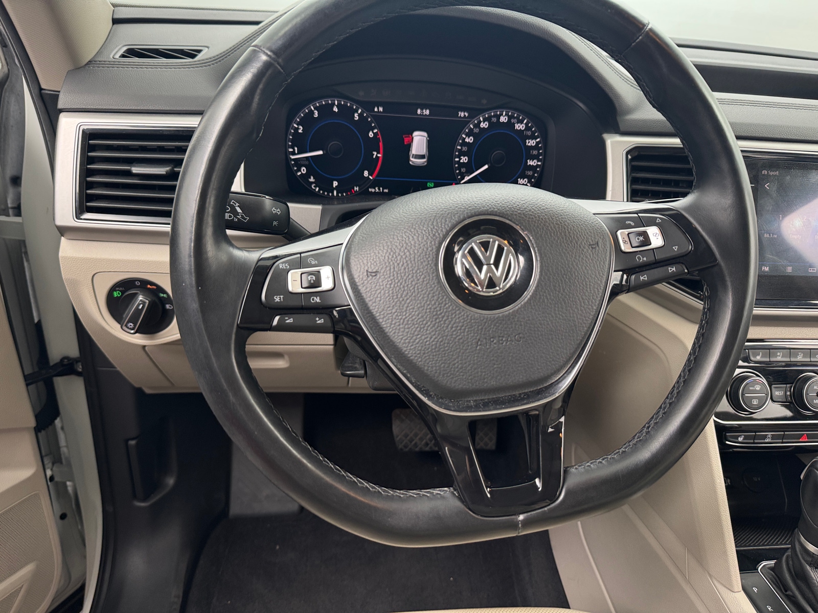 Thumbnail: 2018 Volkswagen Atlas - 4
