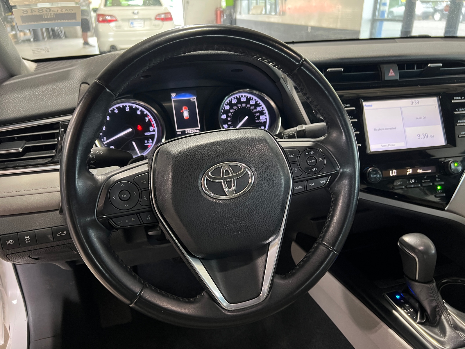 Thumbnail: 2018 Toyota Camry - 4