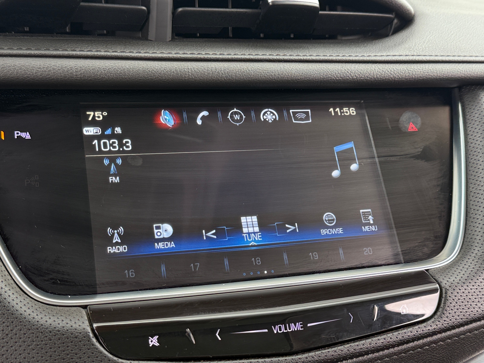 Thumbnail: 2018 Cadillac XT5 - 3