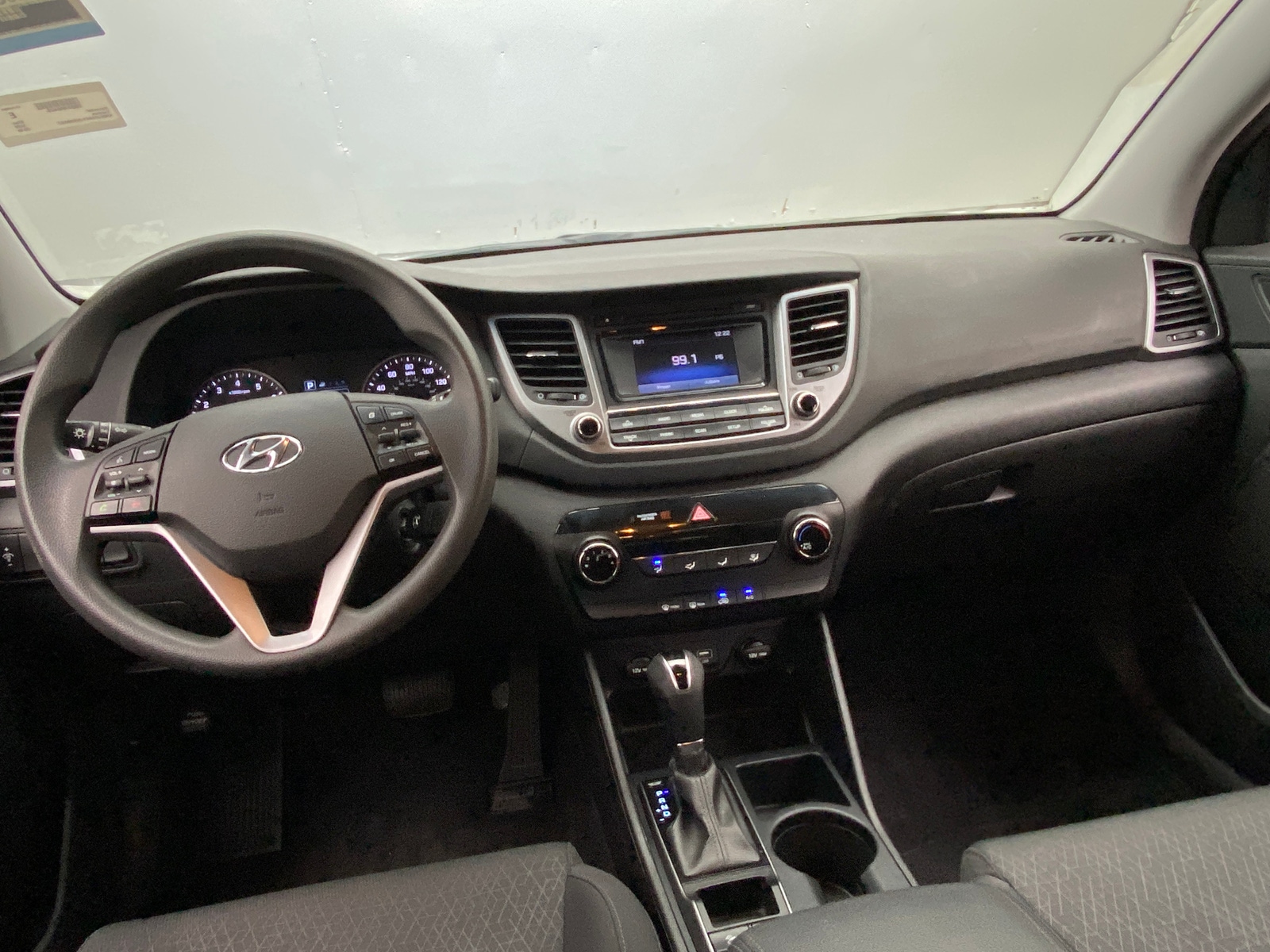 Thumbnail: 2018 Hyundai Tucson - 3