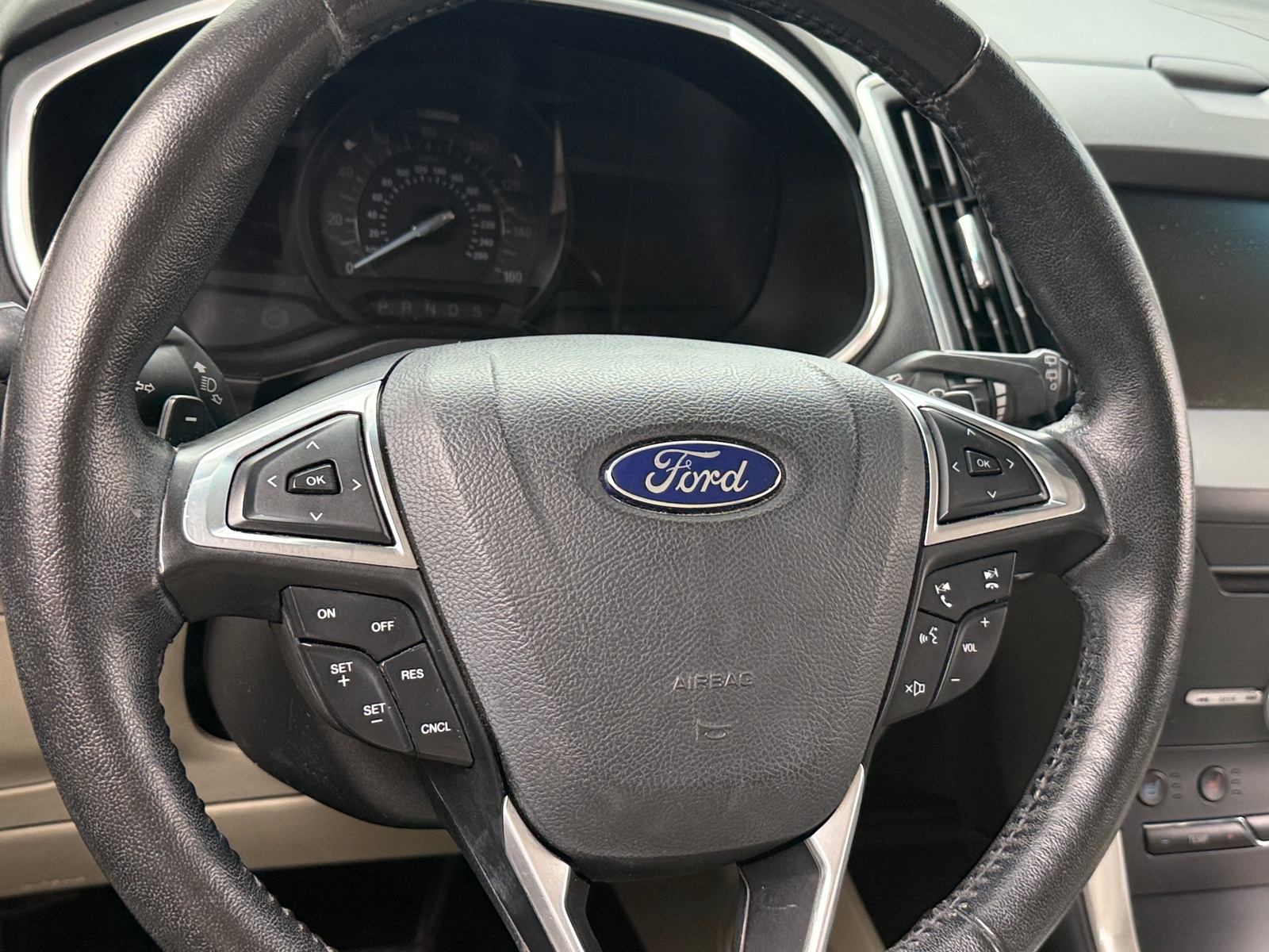 Thumbnail: 2015 Ford Edge - 4