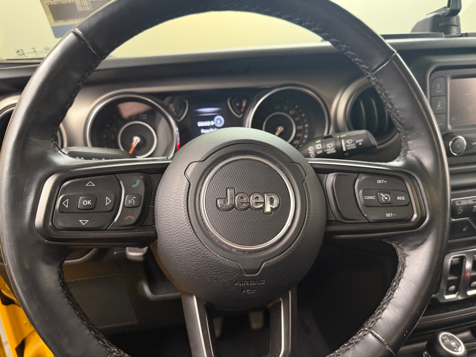 Thumbnail: 2019 Jeep Wrangler - 5