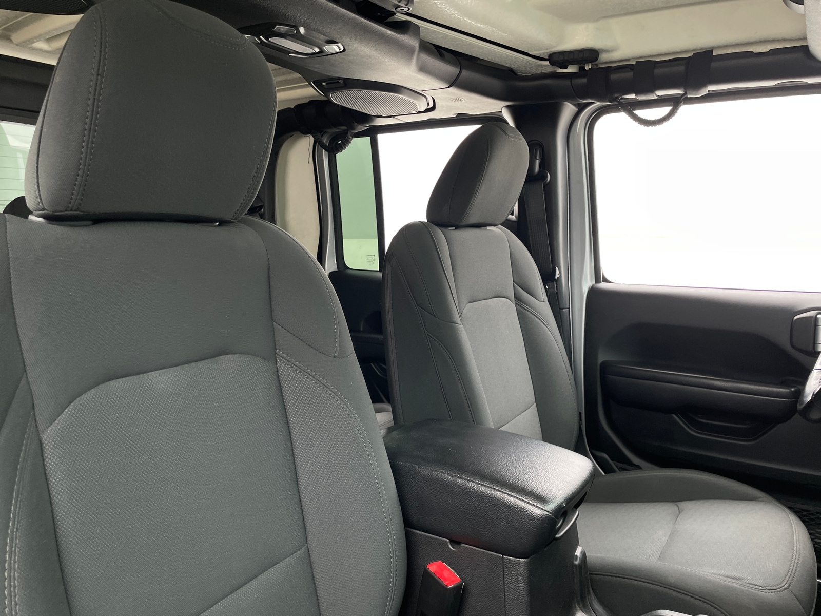 Thumbnail: 2020 Jeep Gladiator - 2