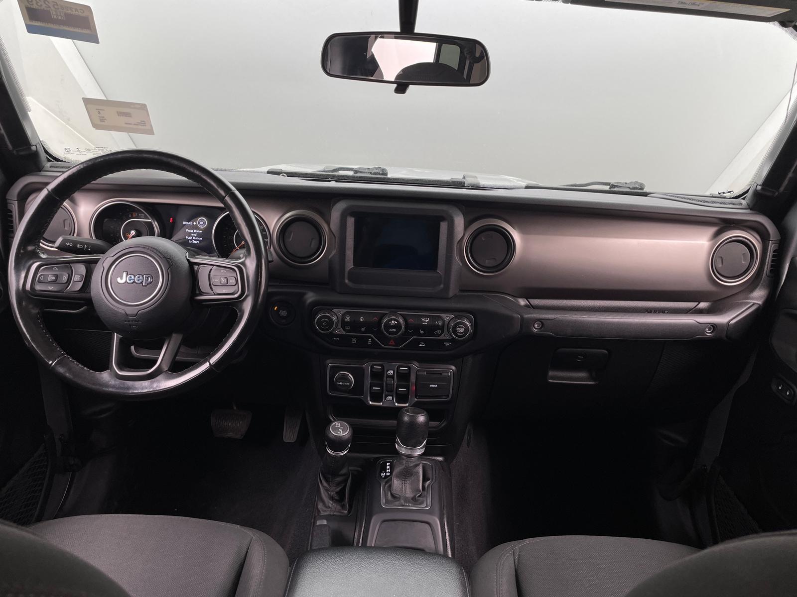 Thumbnail: 2020 Jeep Gladiator - 3