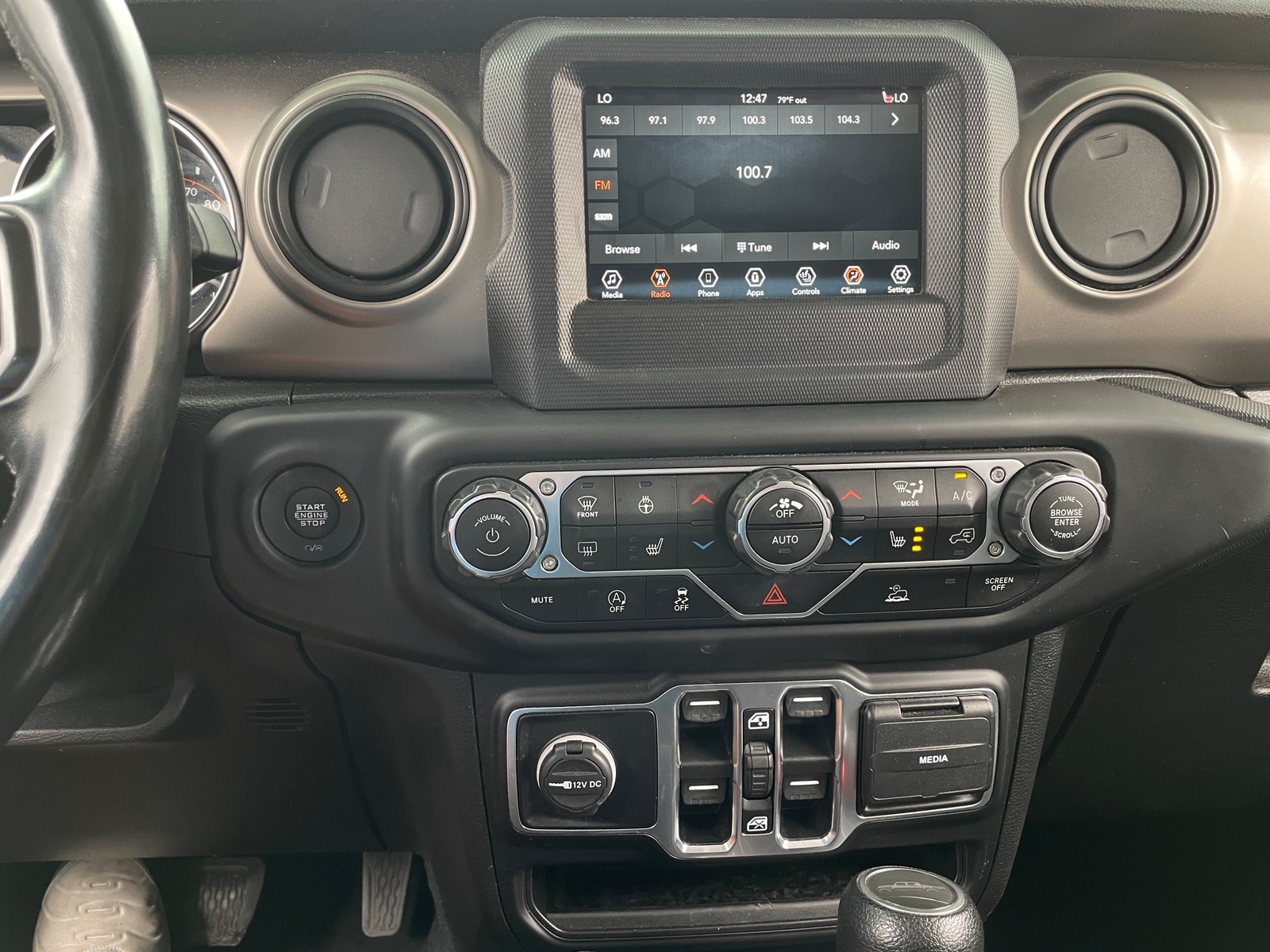 Thumbnail: 2020 Jeep Gladiator - 4