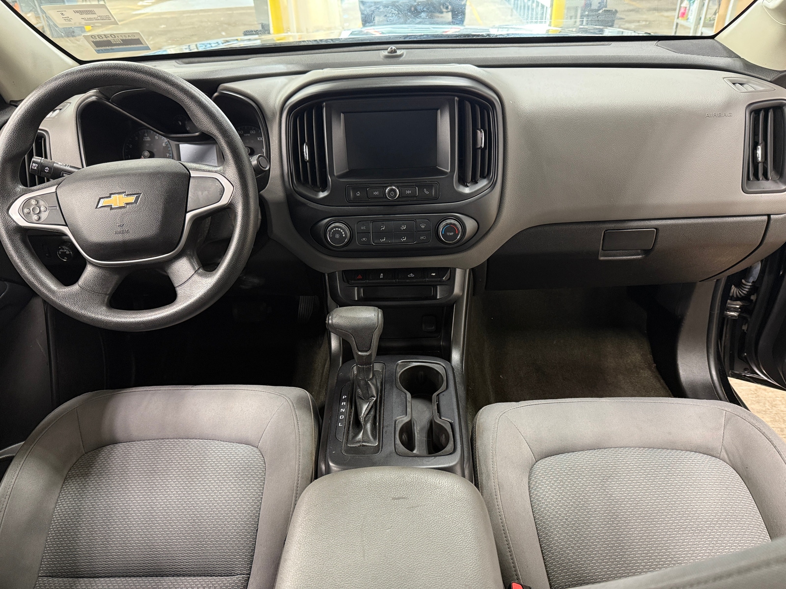 Thumbnail: 2017 Chevrolet Colorado - 3