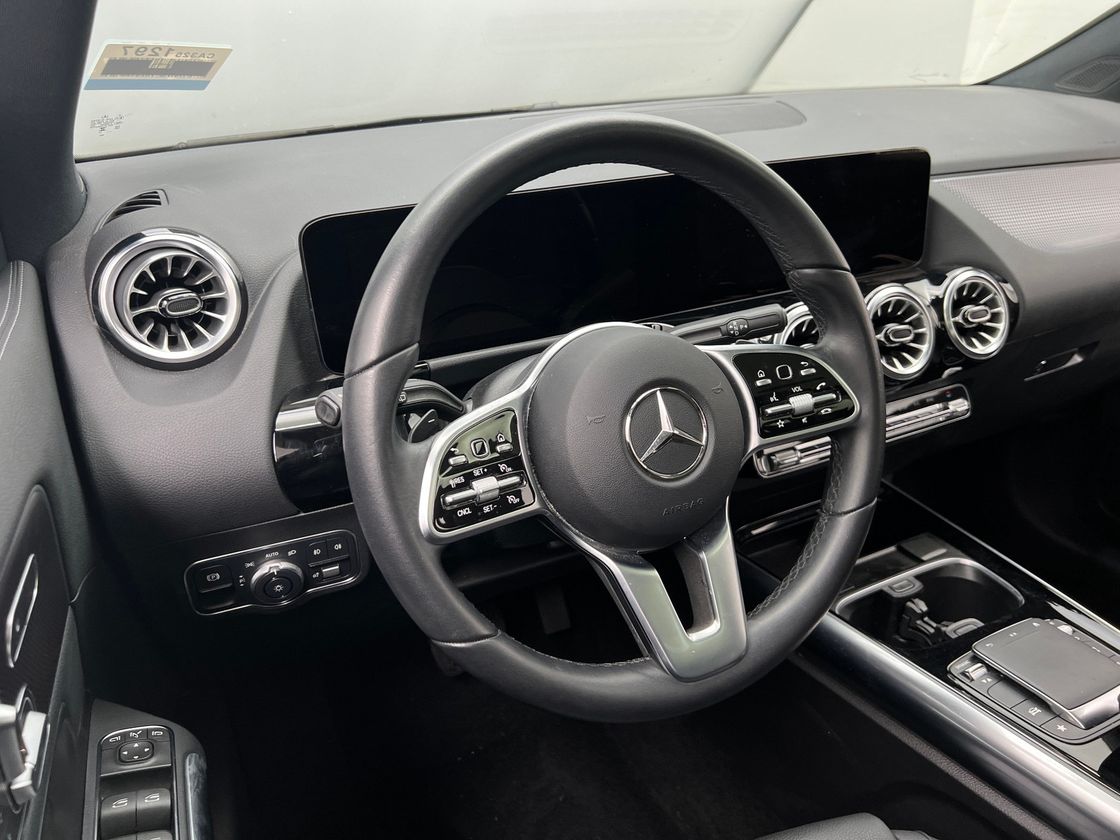Thumbnail: 2023 Mercedes-Benz GLA - 4