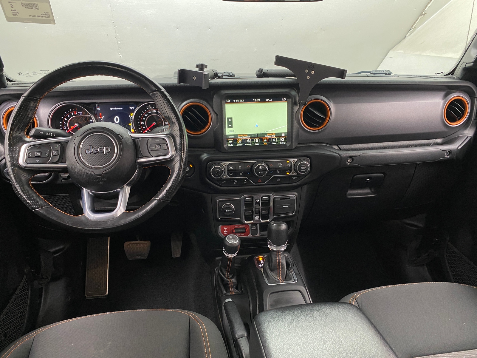 Thumbnail: 2022 Jeep Gladiator - 3