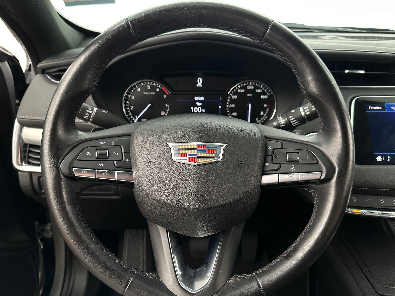 Thumbnail: 2021 Cadillac XT4 - 4
