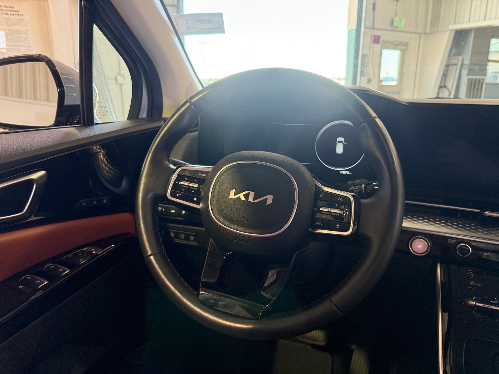 Thumbnail: 2024 Kia Carnival - 4
