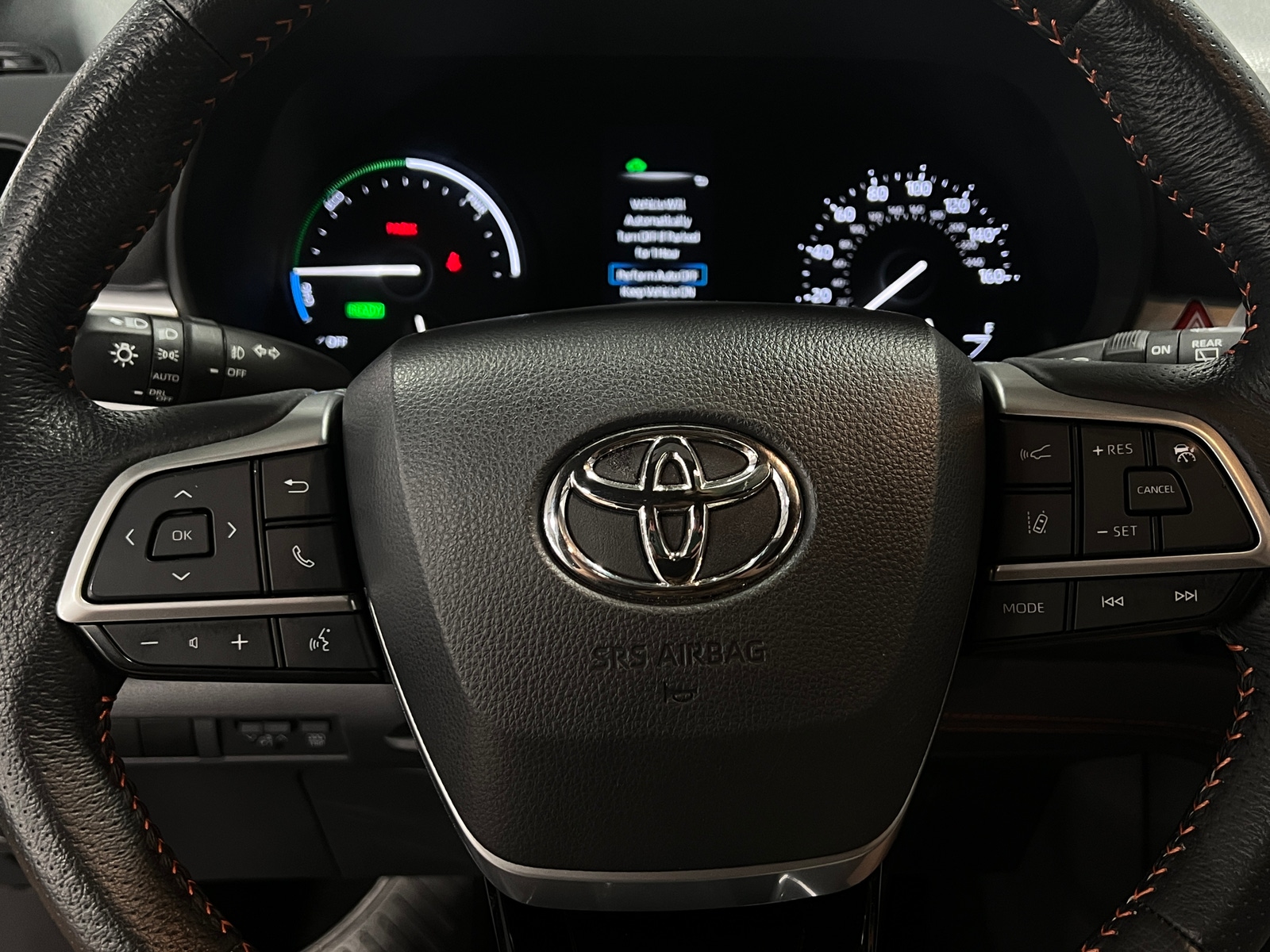 Thumbnail: 2022 Toyota Sienna - 4