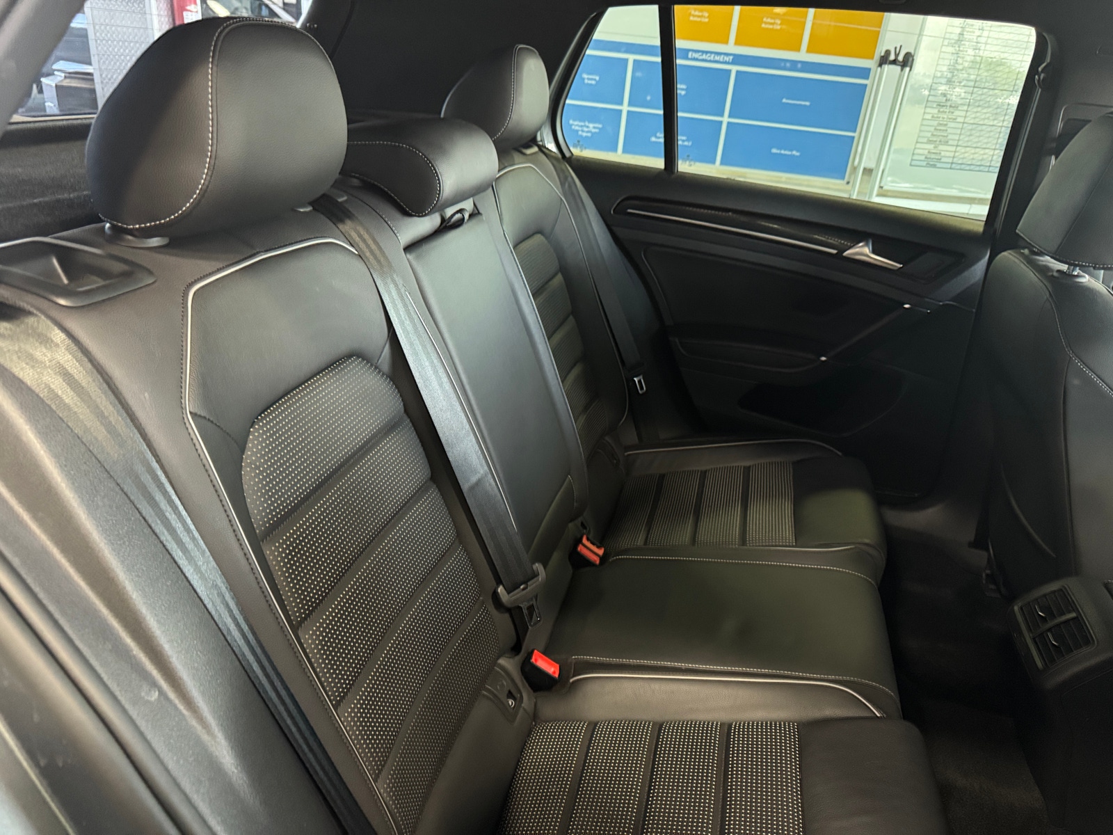 Thumbnail: 2019 Volkswagen Golf - 5