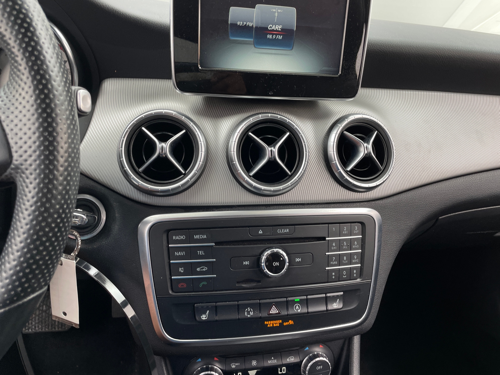 Thumbnail: 2015 Mercedes-Benz CLA - 2