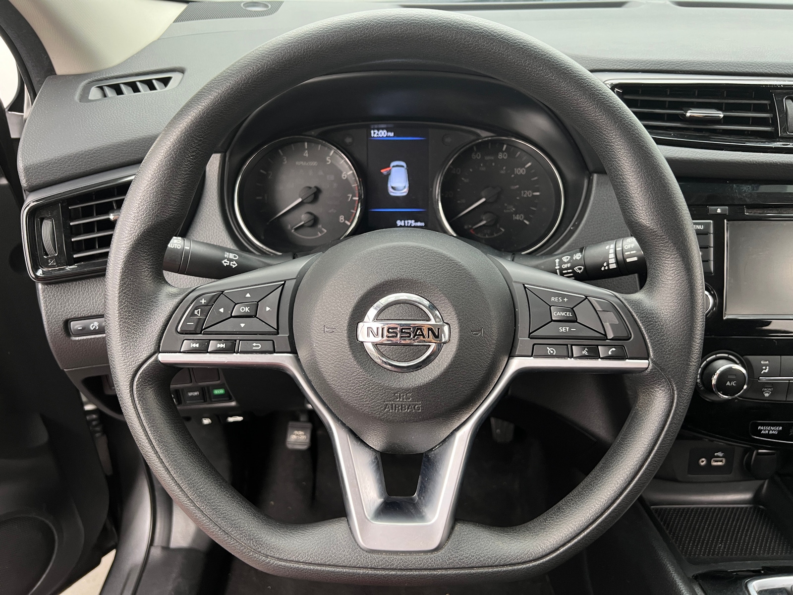 Thumbnail: 2021 Nissan Rogue Sport - 5