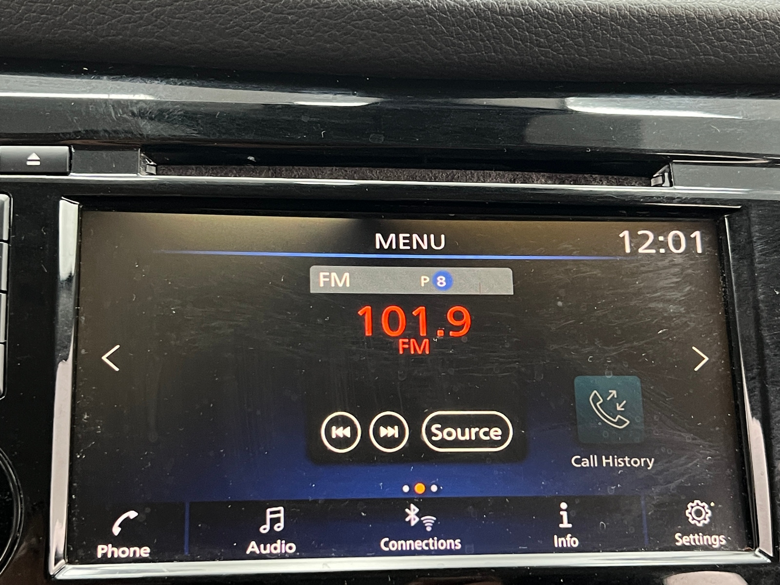Thumbnail: 2021 Nissan Rogue Sport - 4