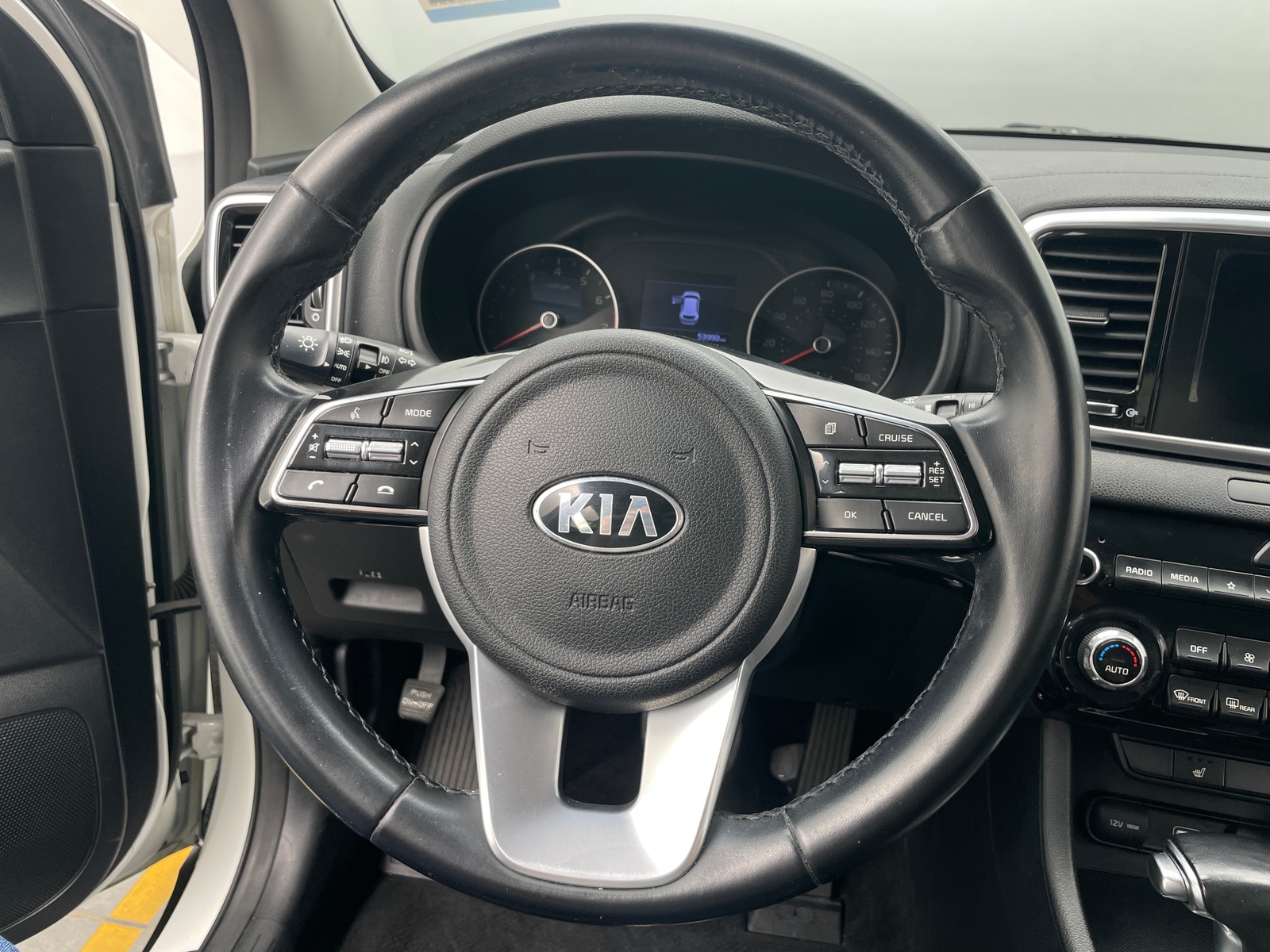 Thumbnail: 2020 Kia Sportage - 4