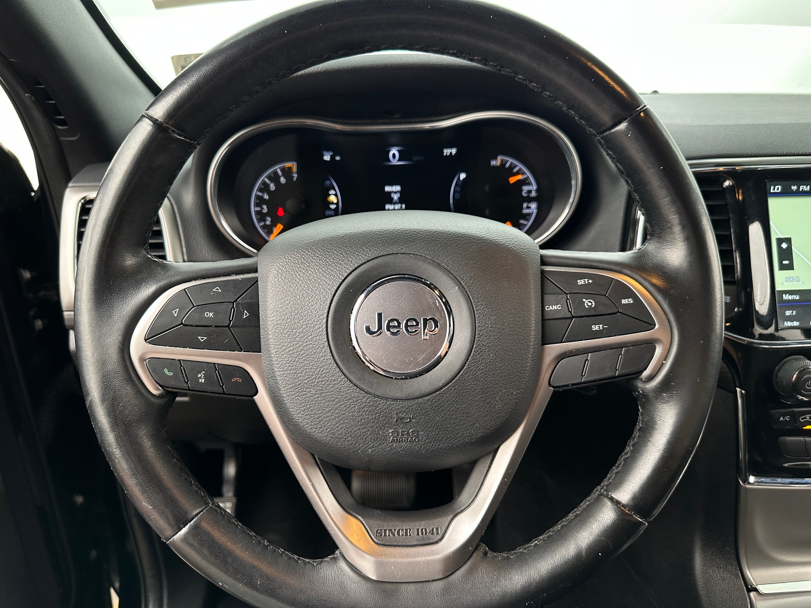 Thumbnail: 2021 Jeep Grand Cherokee - 5