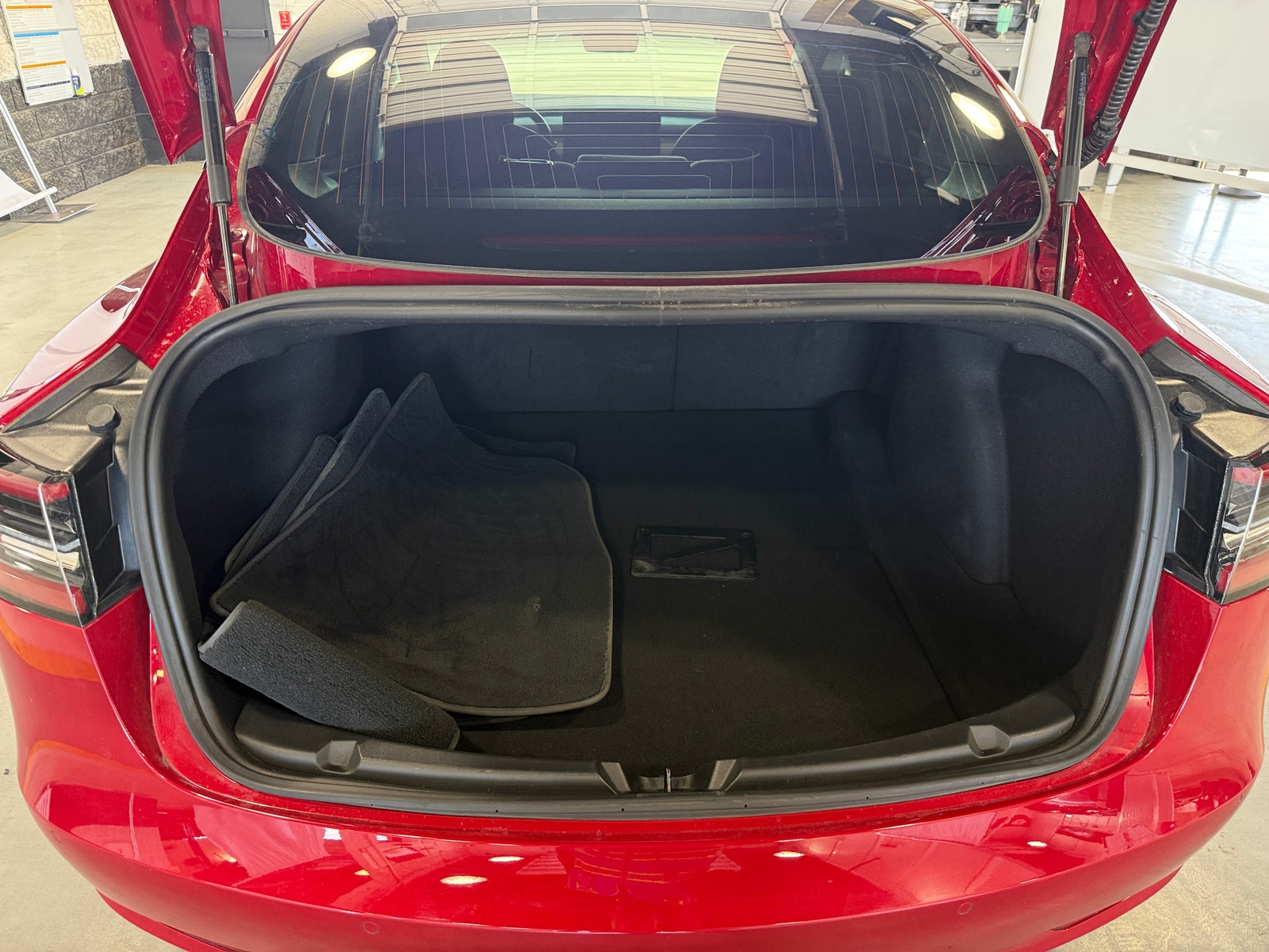 Thumbnail: 2018 Tesla Model 3 - 6