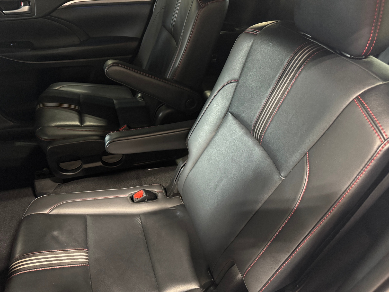 Thumbnail: 2019 Toyota Highlander - 5