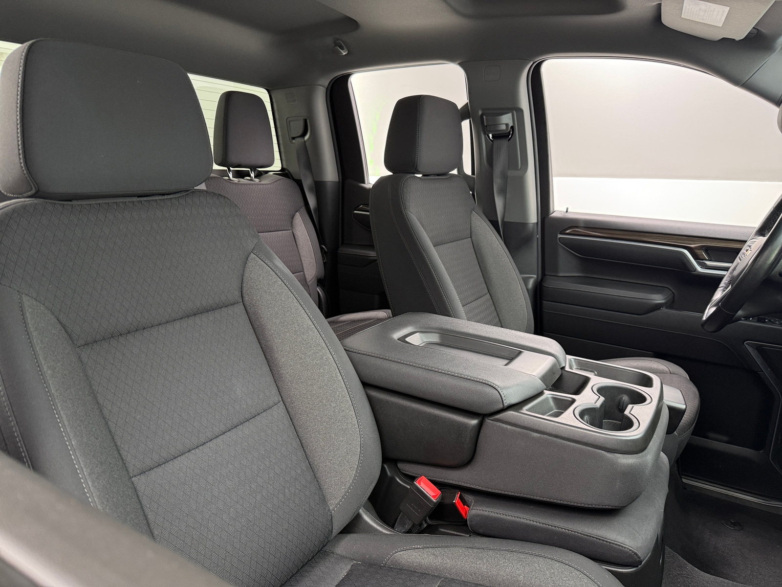 Thumbnail: 2022 Chevrolet Silverado 1500 - 2