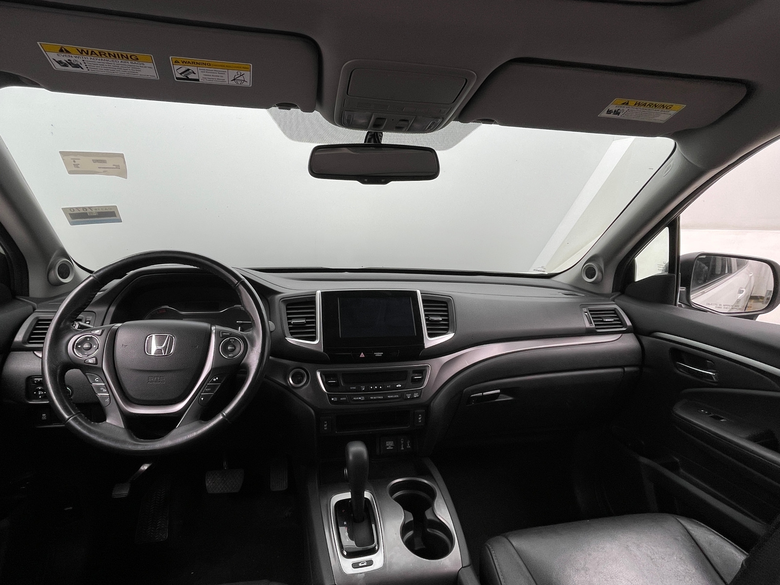 Thumbnail: 2017 Honda Pilot - 2