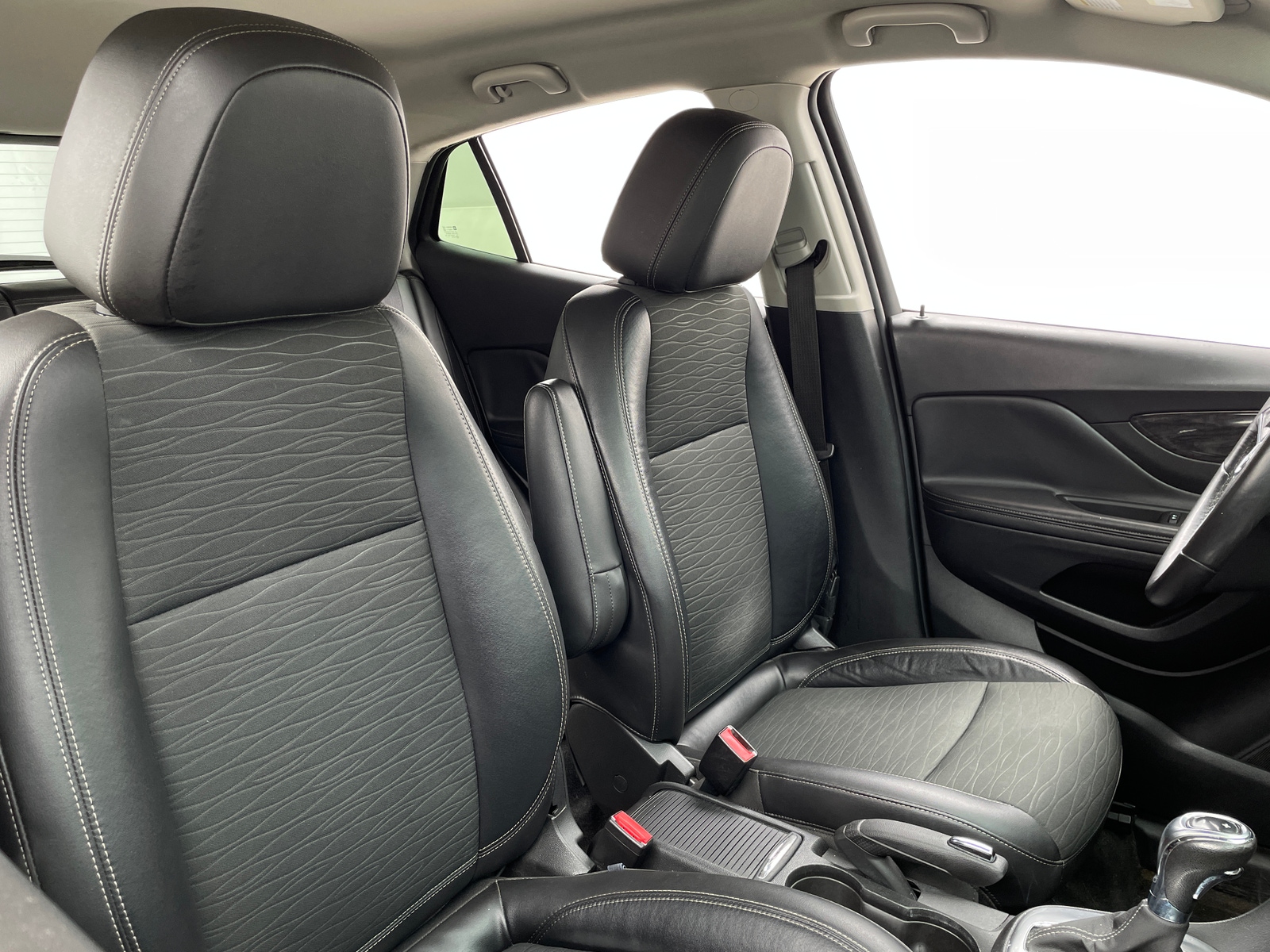 Thumbnail: 2016 Buick Encore - 2