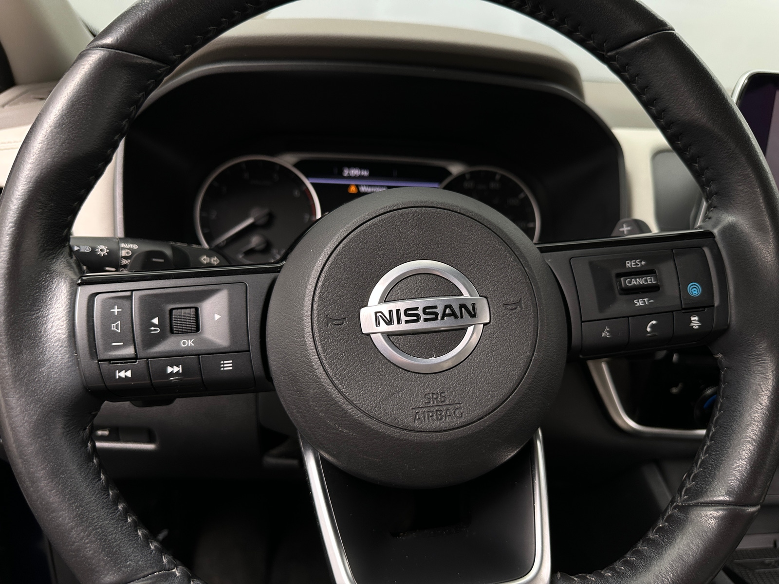 Thumbnail: 2021 Nissan Rogue - 4
