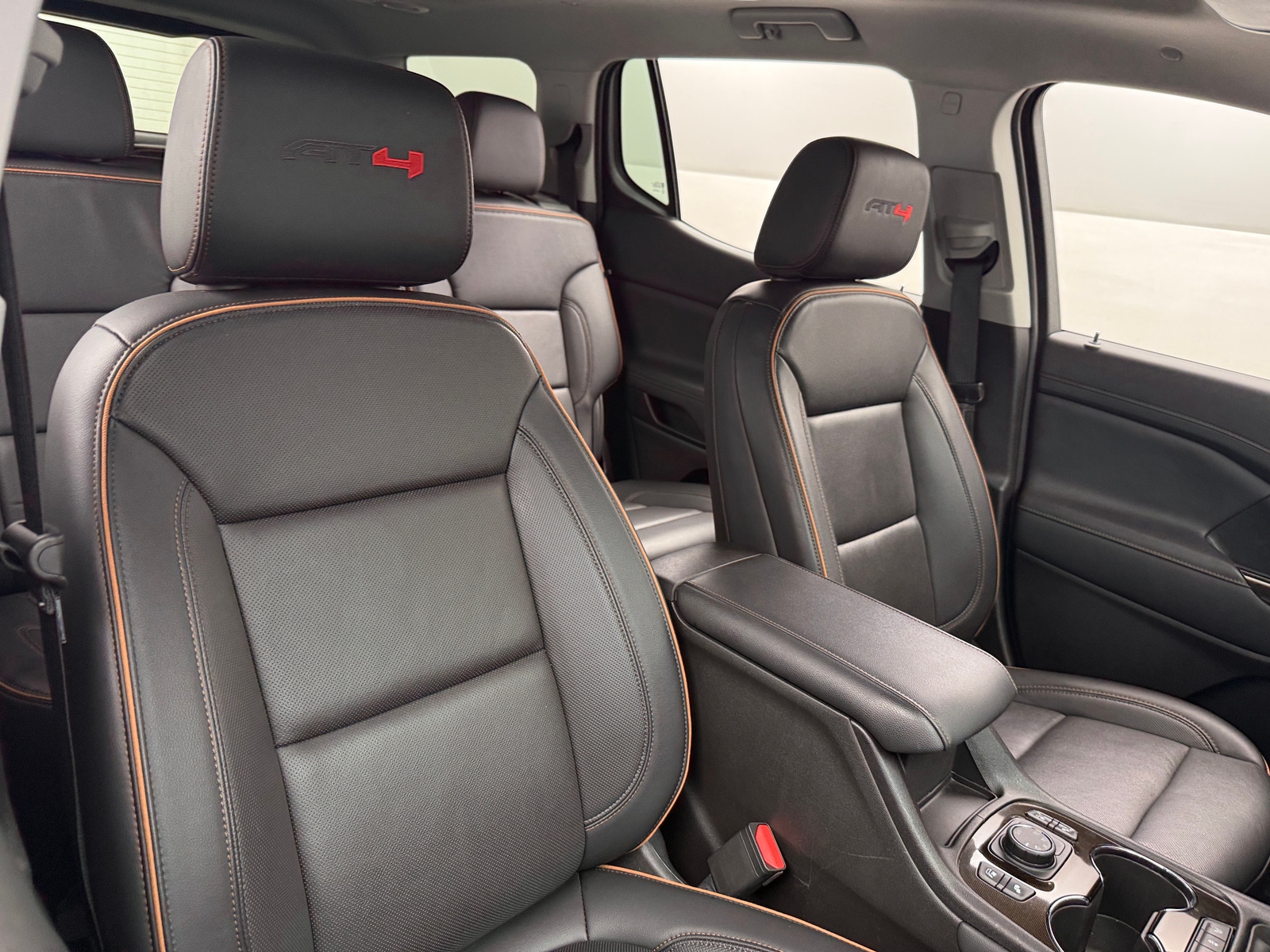 Thumbnail: 2023 GMC Acadia - 2
