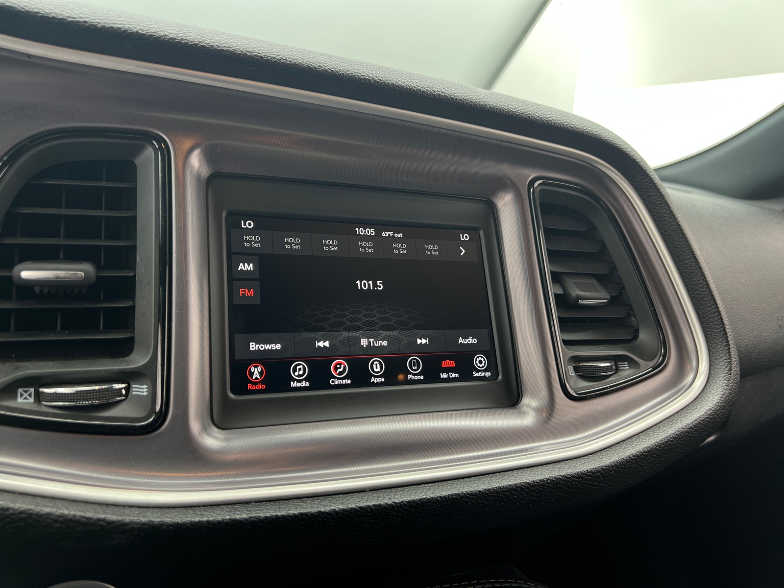 Thumbnail: 2019 Dodge Challenger - 3