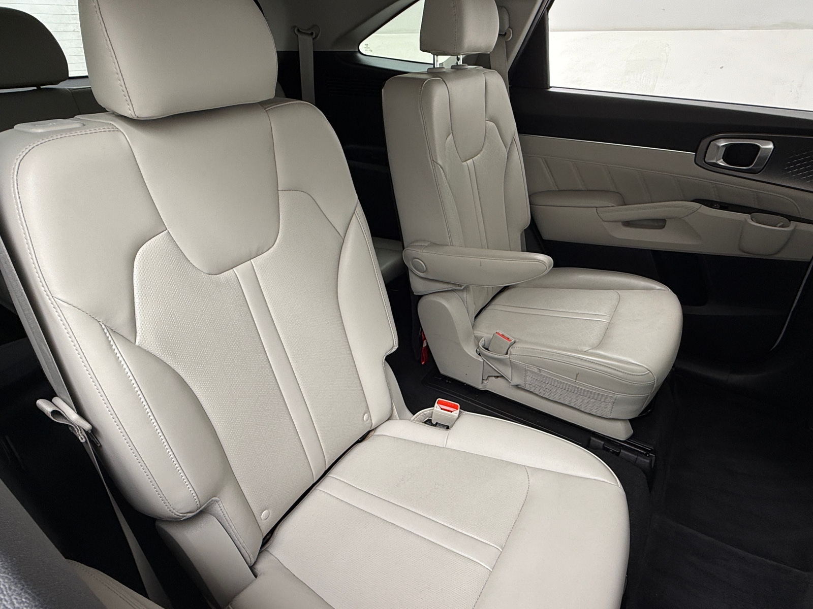 Thumbnail: 2021 Kia Sorento - 5