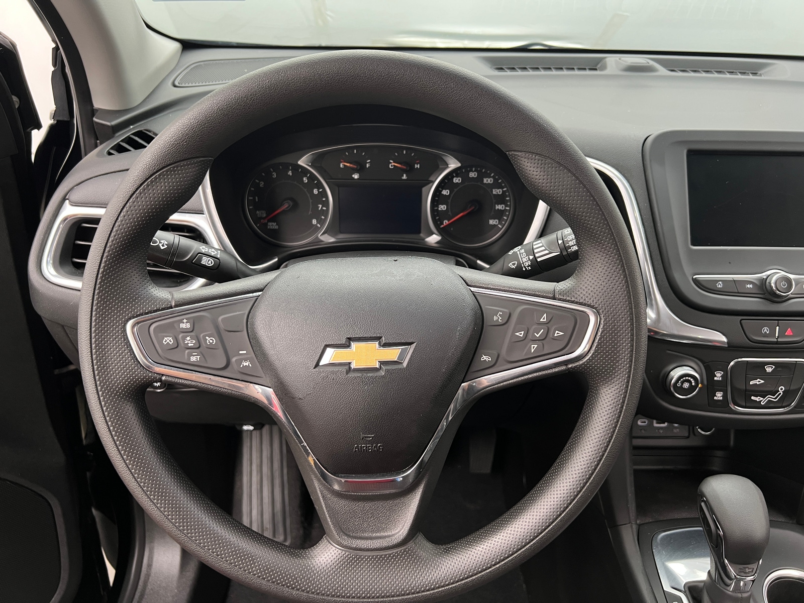 Thumbnail: 2022 Chevrolet Equinox - 5