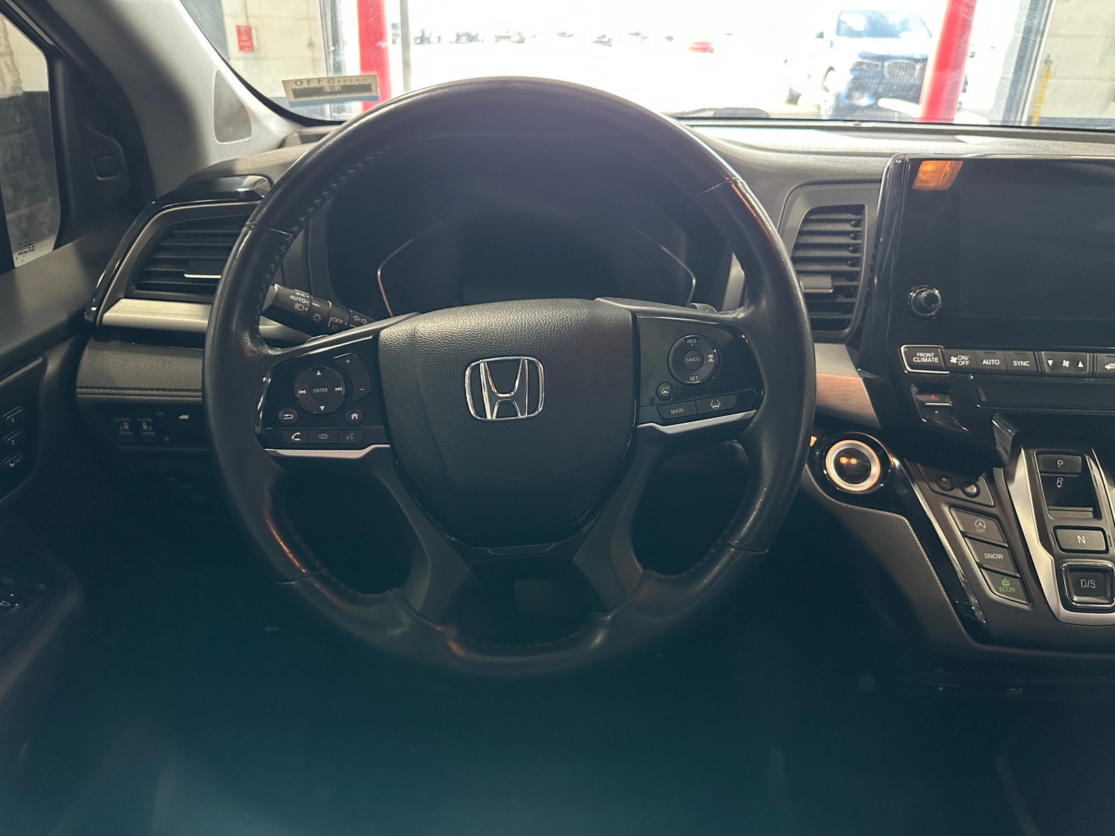 Thumbnail: 2018 Honda Odyssey - 4
