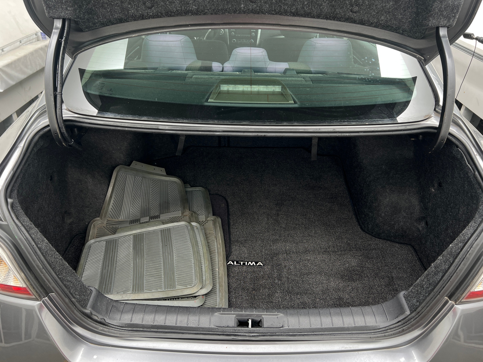 Thumbnail: 2015 Nissan Altima - 7