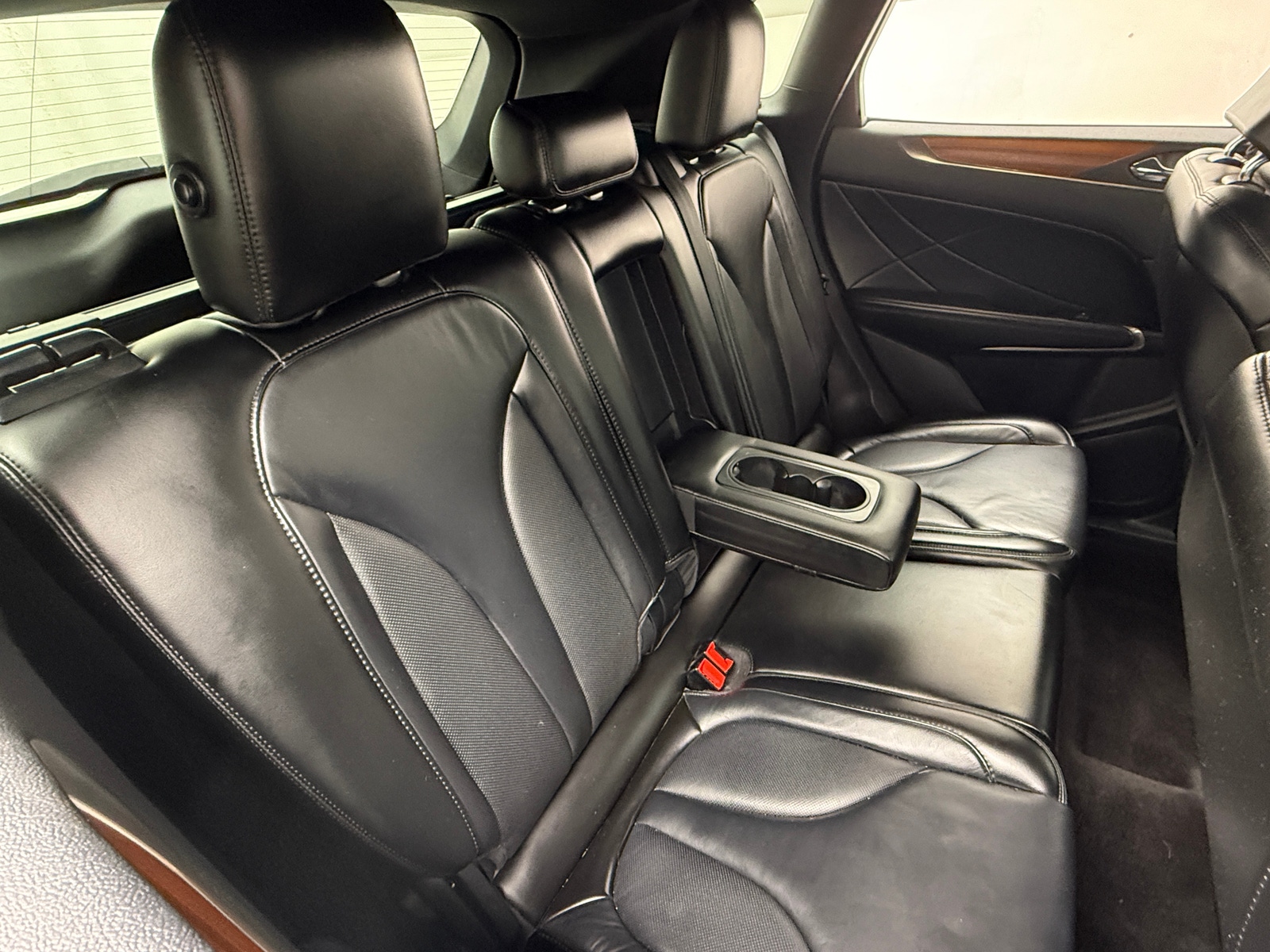 Thumbnail: 2017 Lincoln MKC - 5