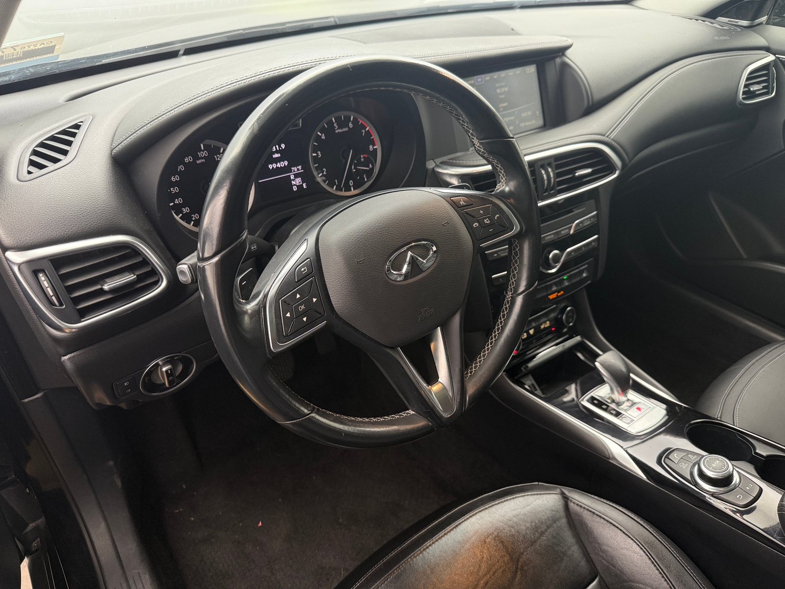 Thumbnail: 2018 INFINITI QX30 - 3