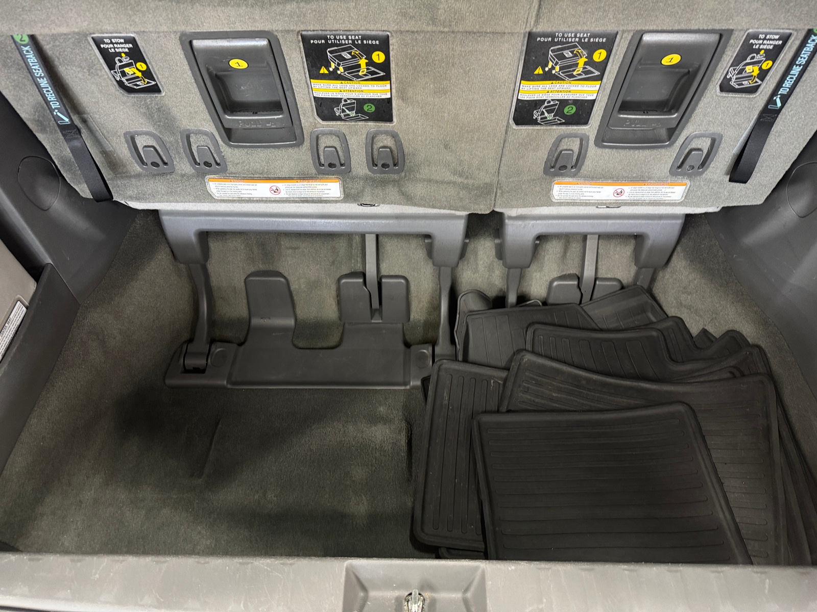 Thumbnail: 2018 Toyota Sienna - 6