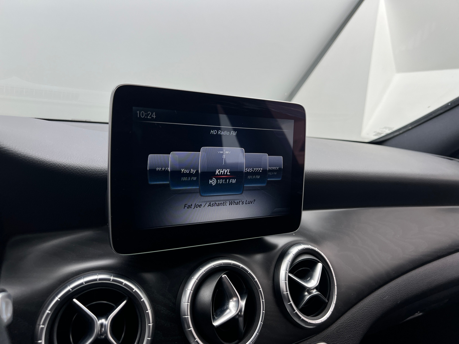 Thumbnail: 2018 Mercedes-Benz CLA - 3