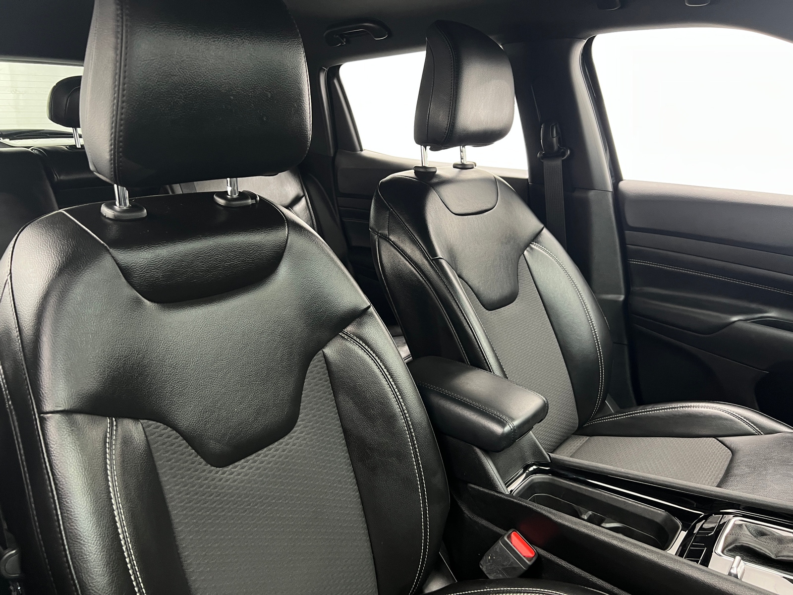 Thumbnail: 2023 Jeep Compass - 2