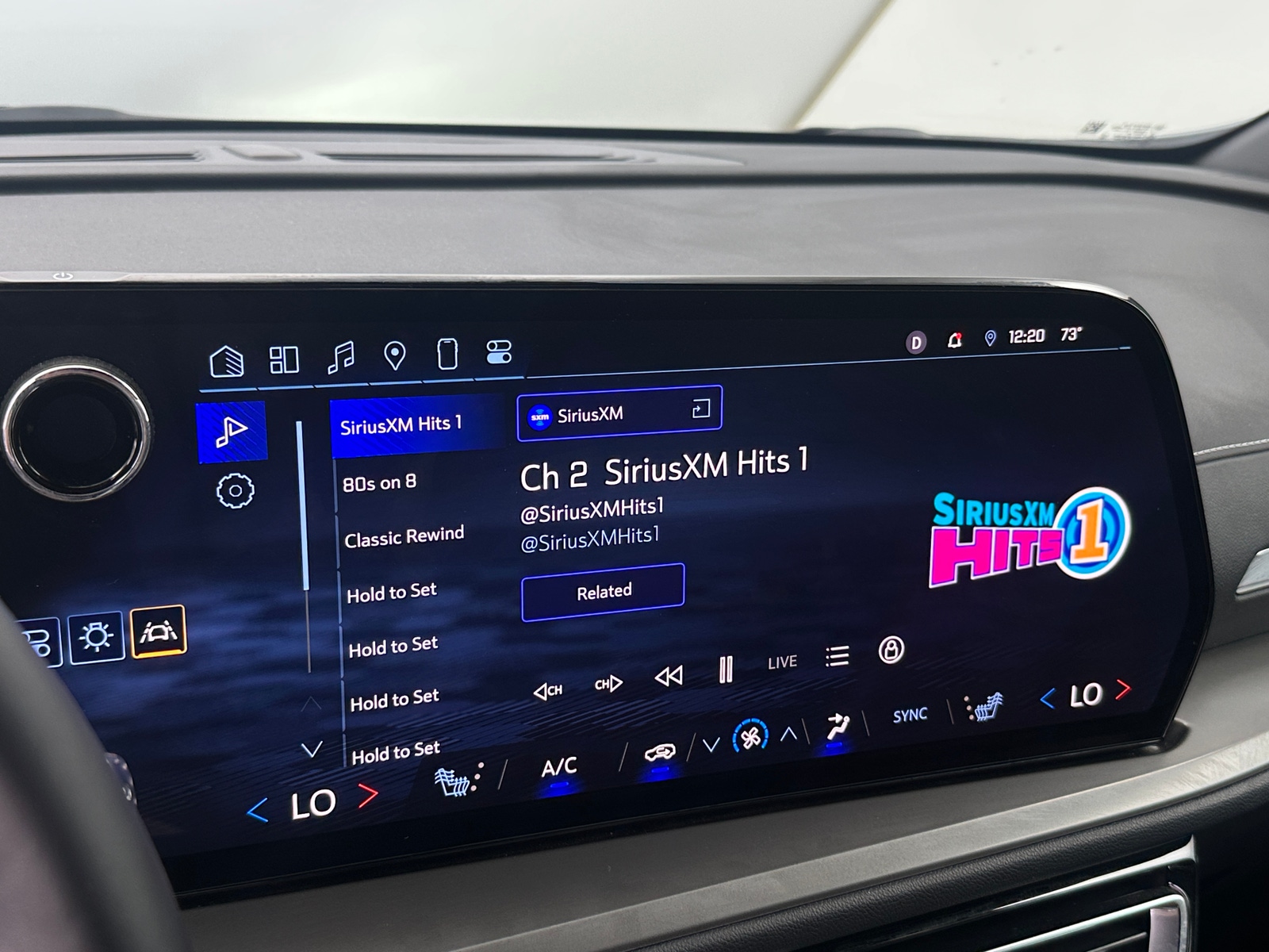 Thumbnail: 2025 Chevrolet Traverse - 4