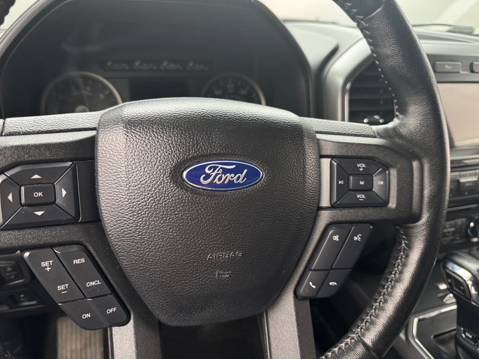 Thumbnail: 2018 Ford Econoline - 5
