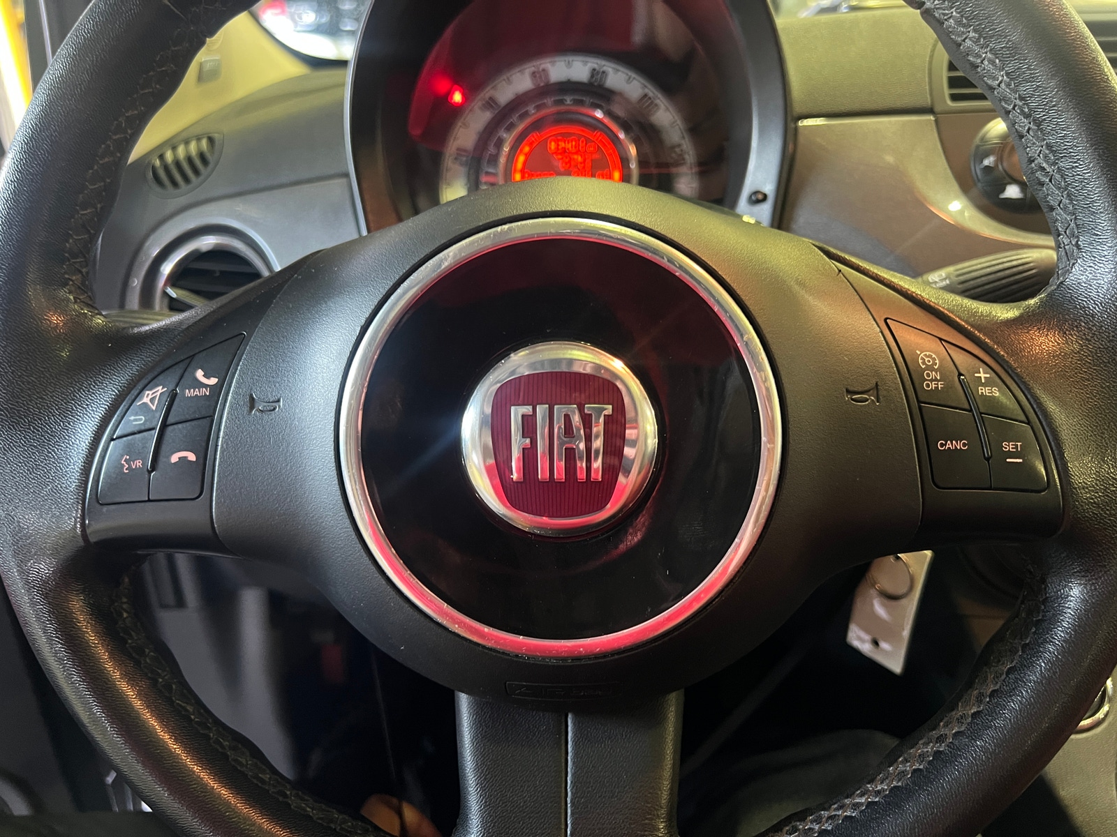 Thumbnail: 2012 Fiat 500 - 4