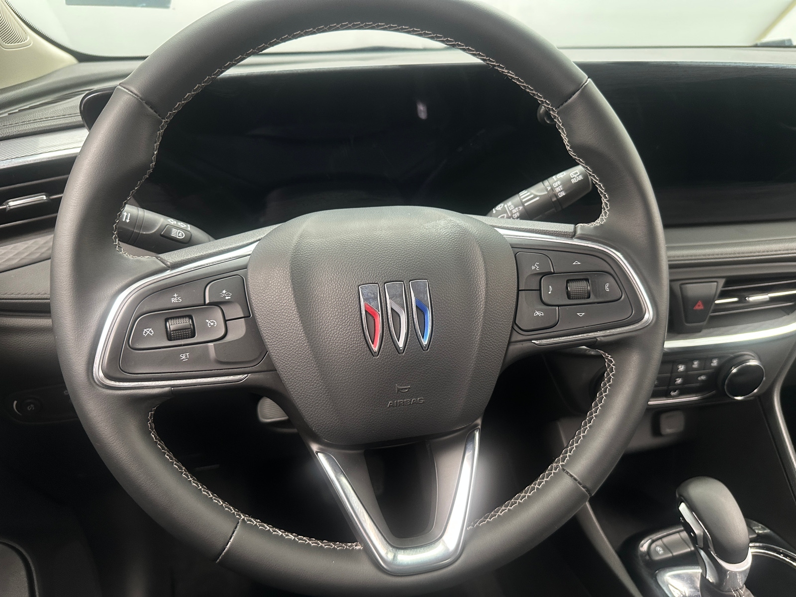 Thumbnail: 2024 Buick Encore GX - 5