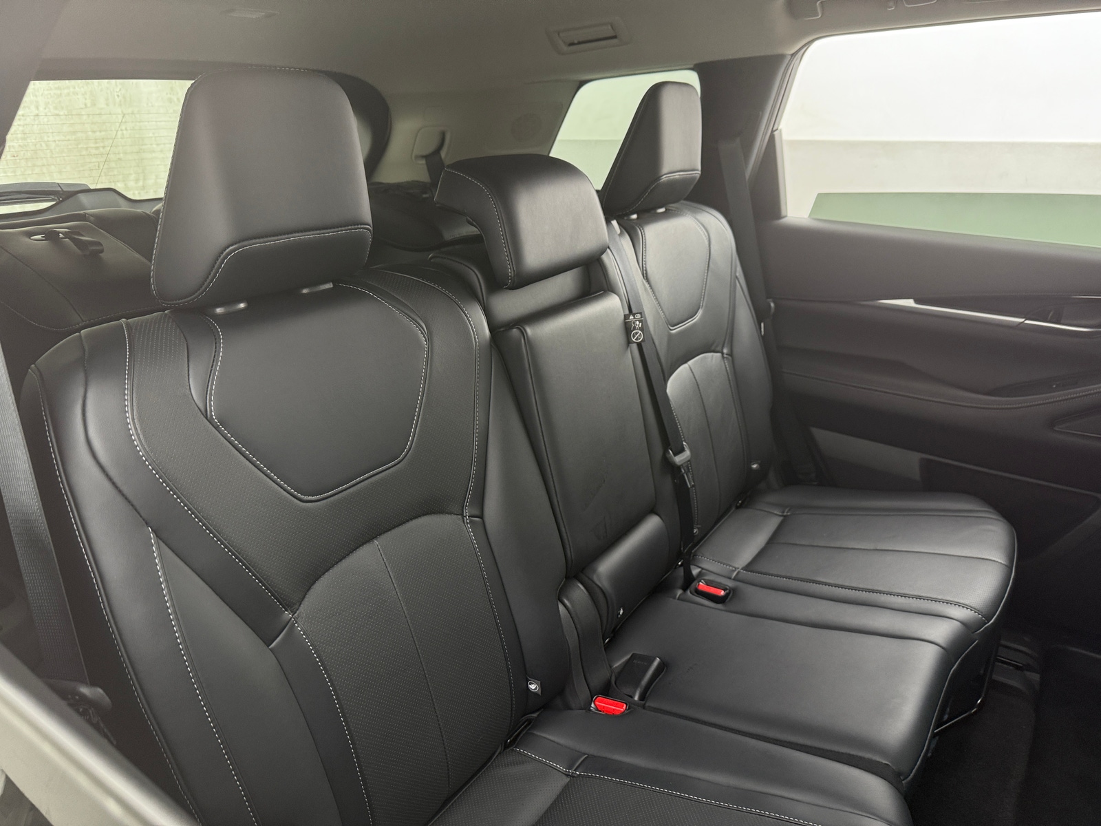 Thumbnail: 2024 INFINITI QX60 - 5