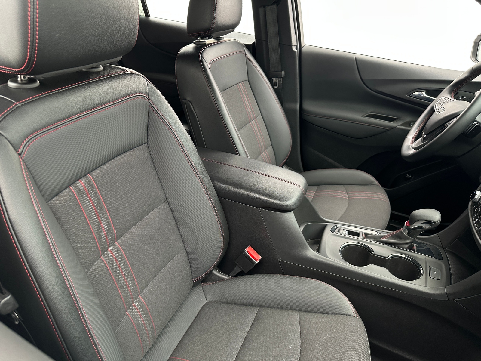 Thumbnail: 2023 Chevrolet Equinox - 2