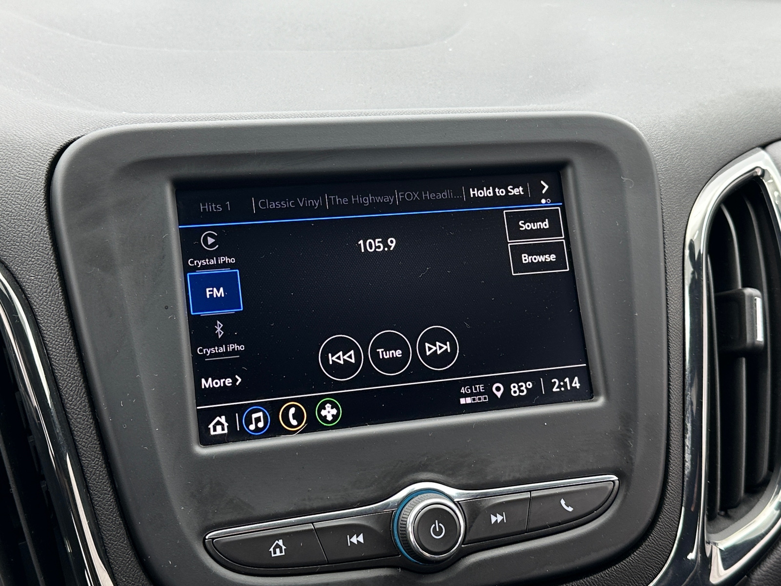 Thumbnail: 2023 Chevrolet Equinox - 4