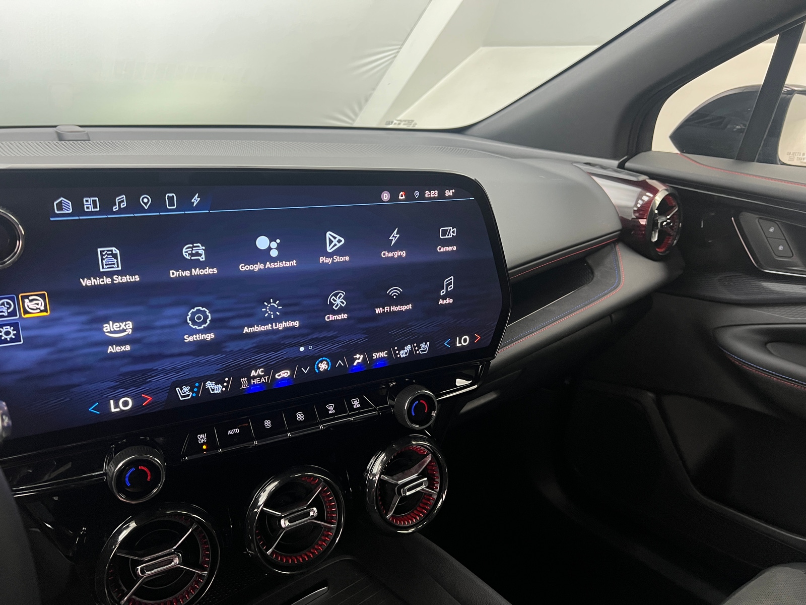 Thumbnail: 2024 Chevrolet Blazer EV - 3