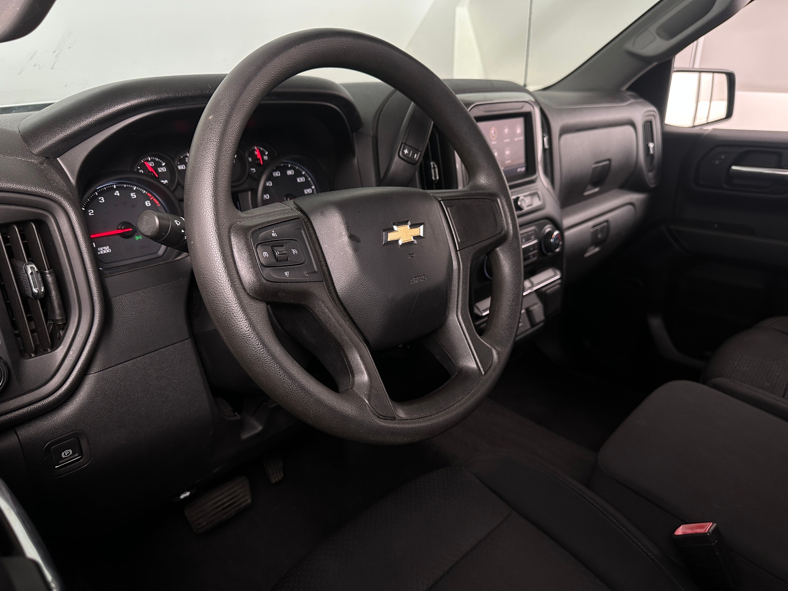 Thumbnail: 2019 Chevrolet Silverado 1500 - 3