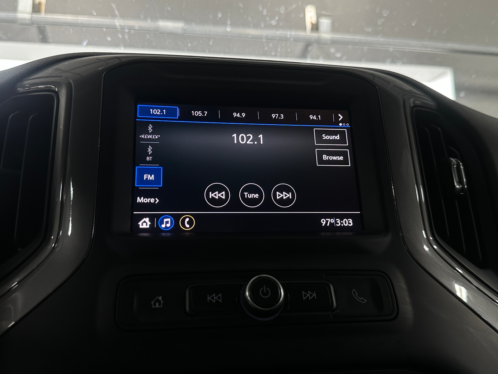 Thumbnail: 2019 Chevrolet Silverado 1500 - 4