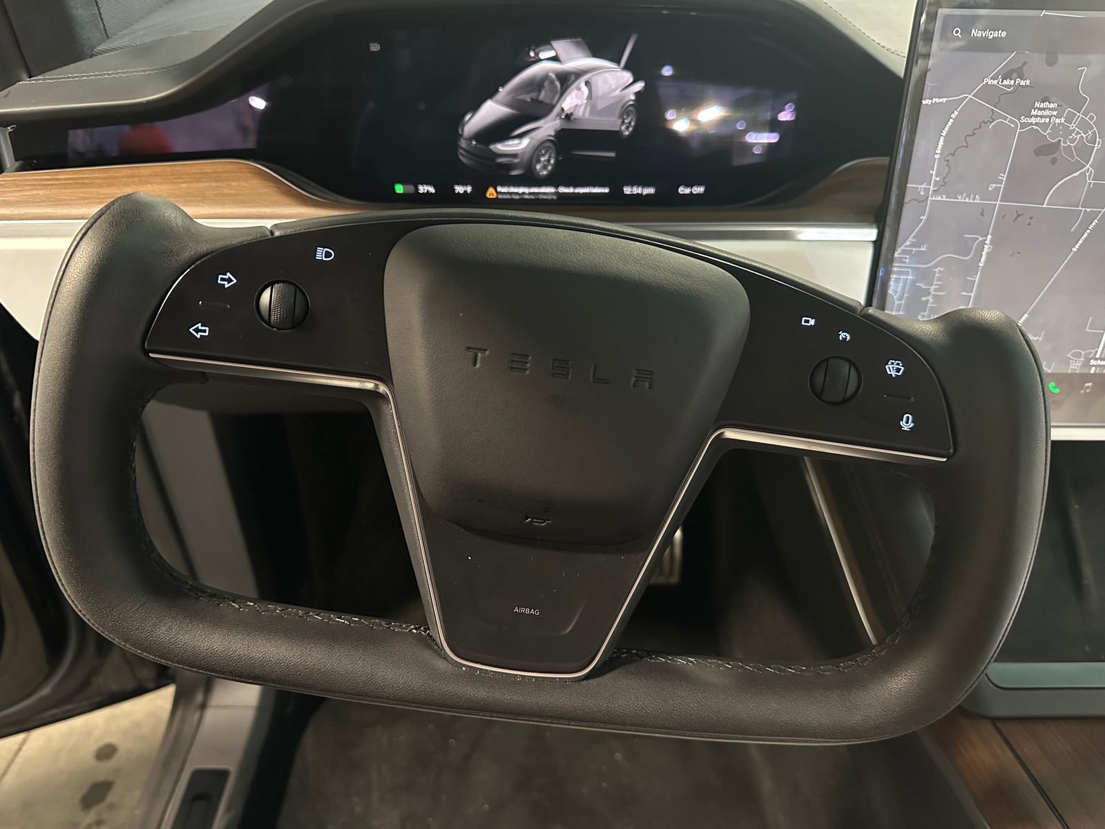 Thumbnail: 2022 Tesla Model X - 4